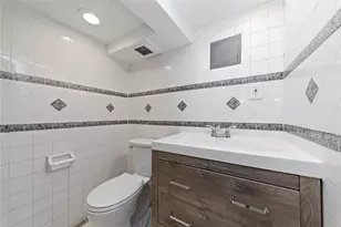 49 Marble Hill Ave, New York (Manhattan), NY 10463 - Photo 11