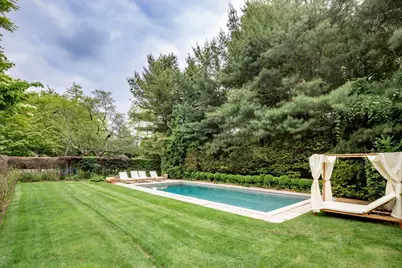 203 Noyack Road, Southampton, NY 11968 - Photo 11