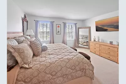 215 Kouros Road, New Suffolk, NY 11956 - Photo 17