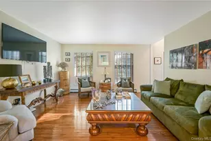 215 Kouros Rd, New Suffolk, NY 11956 - Photo 5