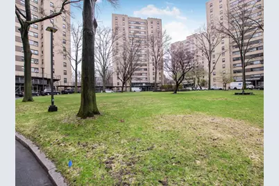 4 Fordham Hill Oval #8D, Bronx, NY 10468 - Photo 15