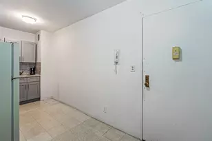 89-15 Parsons Blvd, Jamaica, NY 11432 - Photo 11