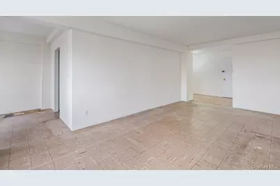 89-15 Parsons Boulevard #11D, Jamaica, NY 11432 - Photo 5