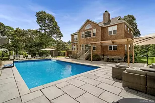 71 Old Canoe Place Rd, Hampton Bays, NY 11946 - Photo 31