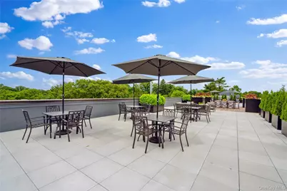 218 Middle Neck Road #101, Great Neck, NY 11021 - Photo 27