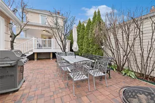 87-15 258th St, Floral Park, NY 11001 - Photo 23
