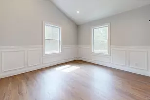 111 Currans Rd, Middle Island, NY 11953 - Photo 9