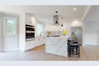 111 Currans Road, Middle Island, NY 11953 - Photo 5