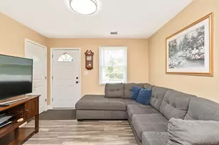 2 Lafayette Dr, Shirley, NY 11967 - Photo 5