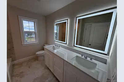 21 Dartmouth Drive, Poughkeepsie, NY 12603 - Photo 15