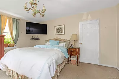 32-40 89 Street #110, East Elmhurst, NY 11369 - Photo 9