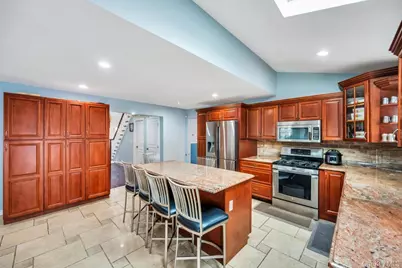 6 Garden Circle, Syosset, NY 11791 - Photo 3