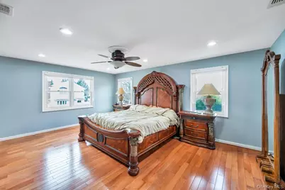 6 Garden Circle, Syosset, NY 11791 - Photo 13