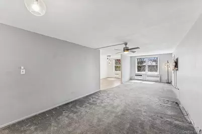 241-20 Northern Boulevard #2B, Little Neck, NY 11362 - Photo 11