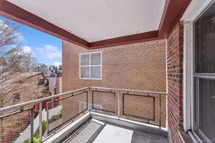 241-20 Northern Blvd, Little Neck, NY 11362 - Photo 17