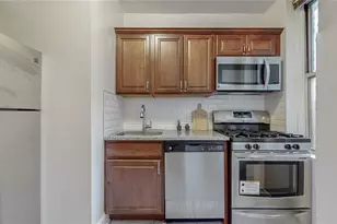 110-34 73 Rd, Forest Hills, NY 11375 - Photo 5