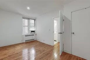 110-34 73 Rd, Forest Hills, NY 11375 - Photo 17
