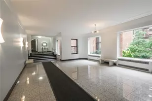 110-34 73 Rd, Forest Hills, NY 11375 - Photo 19