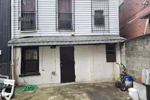 885 Pacific St, Brooklyn, NY 11238 - Photo 5