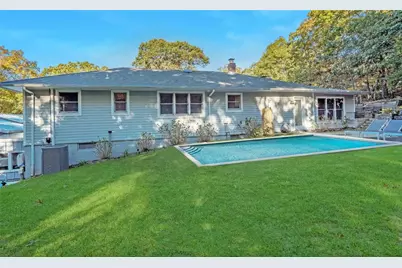 2 Captains Walk, East Hampton, NY 11937 - Photo 15