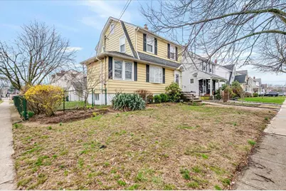 601 Hughes Street, Bellmore, NY 11710 - Photo 25