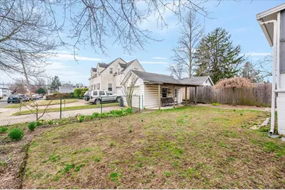 601 Hughes Street, Bellmore, NY 11710 - Photo 23