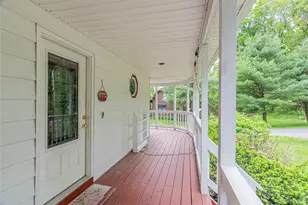 6 Swain Dr, Pleasant Valley, NY 12569 - Photo 9