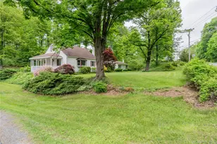 6 Swain Dr, Pleasant Valley, NY 12569 - Photo 13