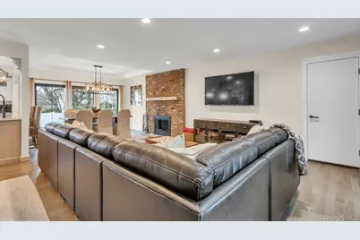 One Jerry Lane, Glen Cove, NY 11542 - Photo 11