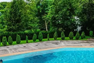 4901 Henry Hudson Pkwy, Bronx, NY 10471 - Photo 15