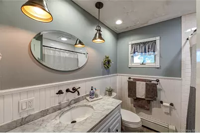 226 Sears Road, West Islip, NY 11795 - Photo 5