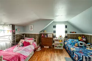 226 Sears Rd, West Islip, NY 11795 - Photo 9