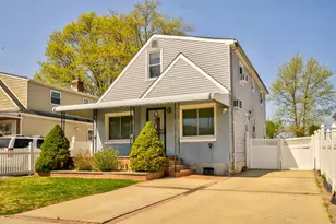 25 Virginia Dr, Elmont, NY 11003 - Photo 3