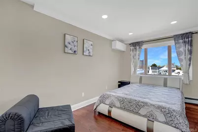 505 East Drive, Copiague, NY 11726 - Photo 25