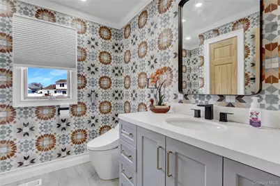 505 East Drive, Copiague, NY 11726 - Photo 27