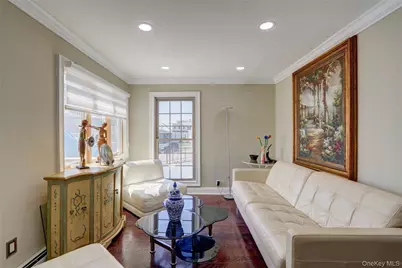 505 East Drive, Copiague, NY 11726 - Photo 13