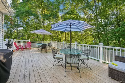 8 Abbey Road, Orangeburg, NY 10962 - Photo 33