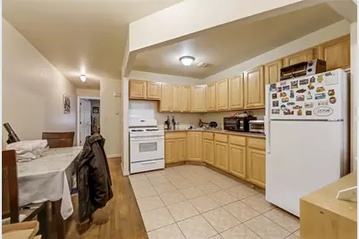 2470 Glebe Avenue, Bronx, NY 10461 - Photo 31