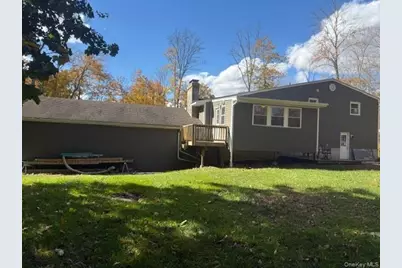 7 Broadview Road, Poughkeepsie, NY 12603 - Photo 5