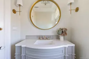 31 Fort Hill Dr, Lloyd Harbor, NY 11743 - Photo 29