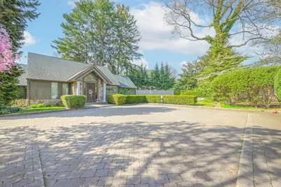 527 Deer Park Avenue, Dix Hills, NY 11746 - Photo 35