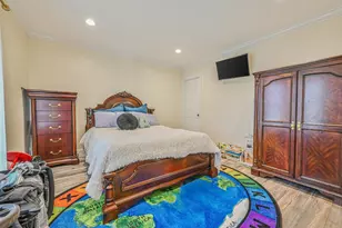 527 Deer Park Ave, Dix Hills, NY 11746 - Photo 17