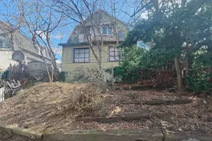 218-20 36th Ave, Bayside, NY 11361 - Photo 5