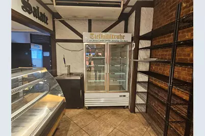 69-40 Myrtle Avenue, Glendale, NY 11385 - Photo 9