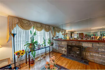 6 Frederick Ave, Freeport, NY 11520 - Photo 3