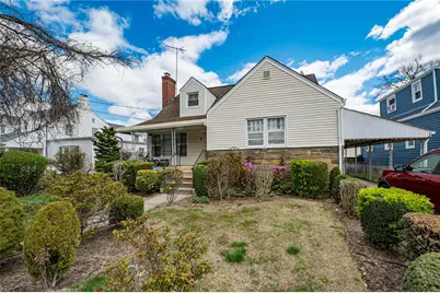 6 Frederick Ave, Freeport, NY 11520 - Photo 19