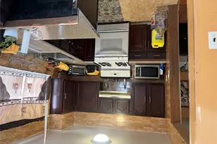 4070 Bruner Ave, Bronx, NY 10466 - Photo 5