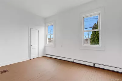 69 Hewlett Street, Hempstead, NY 11550 - Photo 9