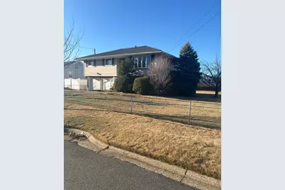 170 11th Street, West Babylon, NY 11704 - Photo 3