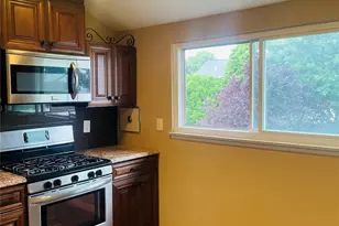 170 11th St, West Babylon, NY 11704 - Photo 9